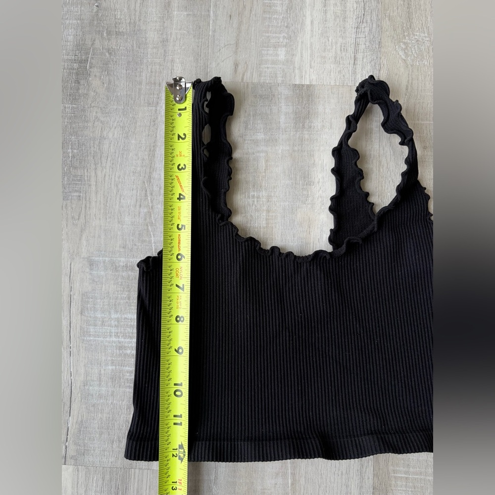 Black Ribbed Stretchy Tank Top with Ruffled Straps Size XS - Picture 4 of 4